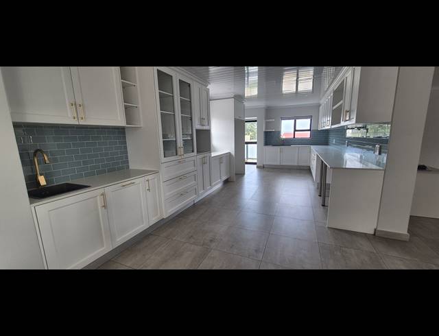 5 BEDROOM HOUSE FOR SALE IN MYBURGH PARK